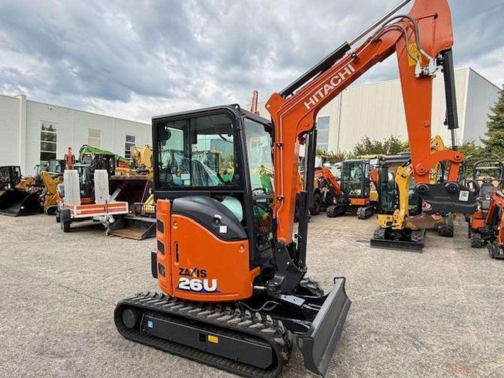 Hitachi ZX26 U-6 Photo 3