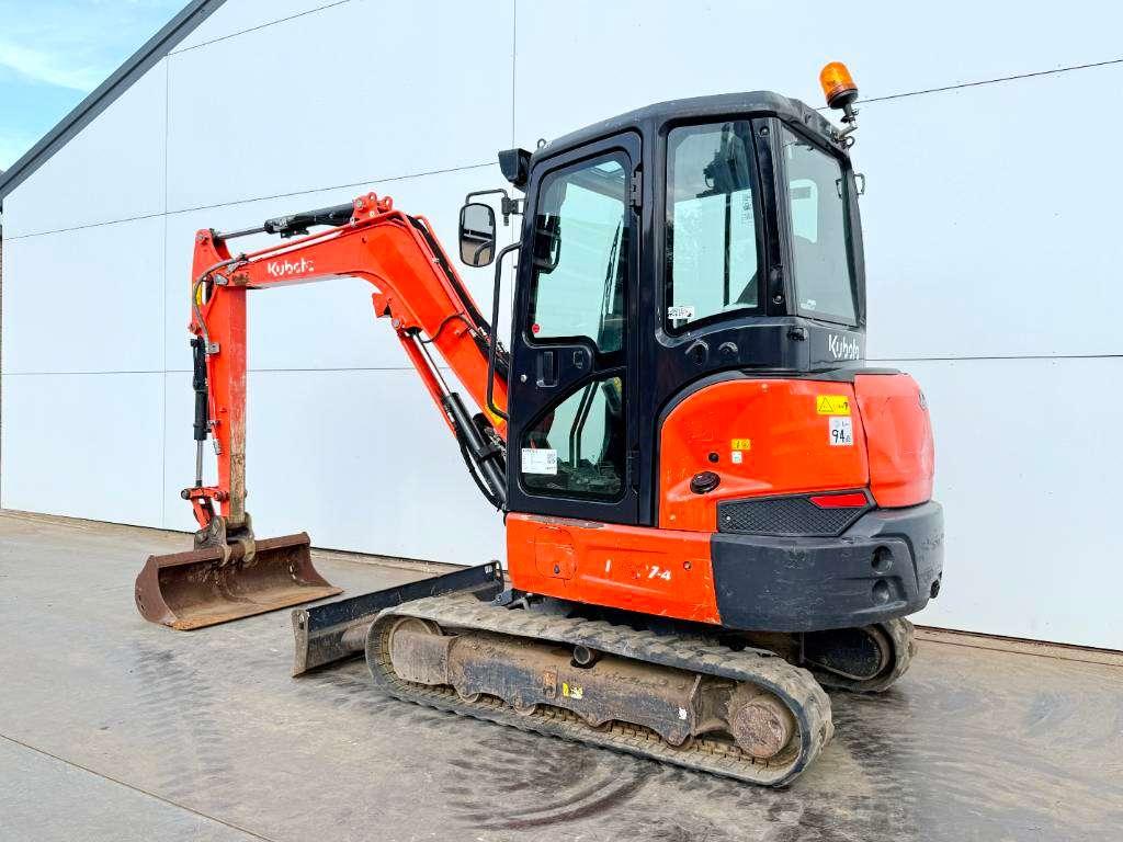 Kubota KX037-4 - Hammer Lines / Quick Coupler Photo 3