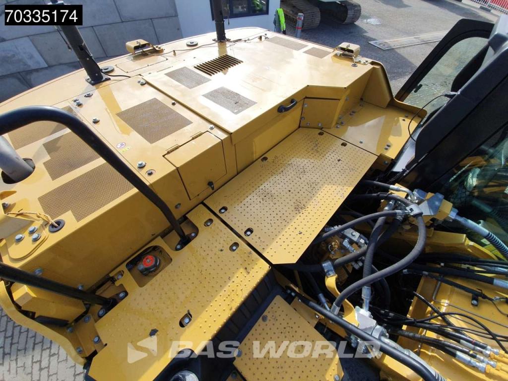 Caterpillar 330 07B Leica GPS Photo 16