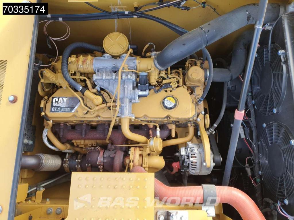 Caterpillar 330 07B Leica GPS Photo 17