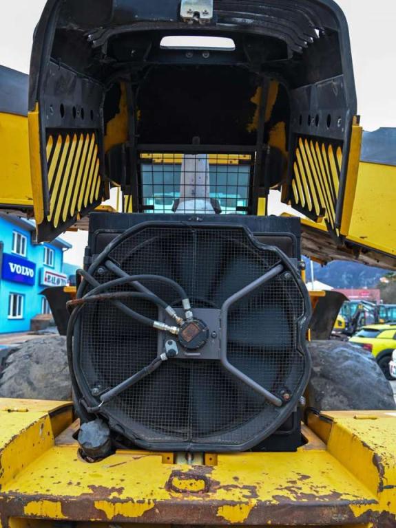 Volvo L110E Photo 15