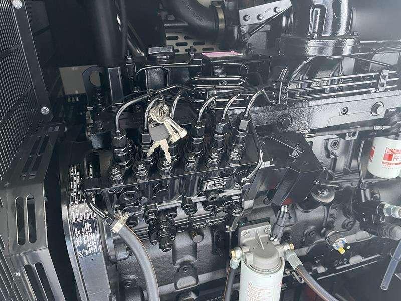 Cummins 220 kVA Photo 17