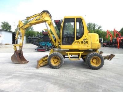 Komatsu PW95-R sold by Oricom Srl