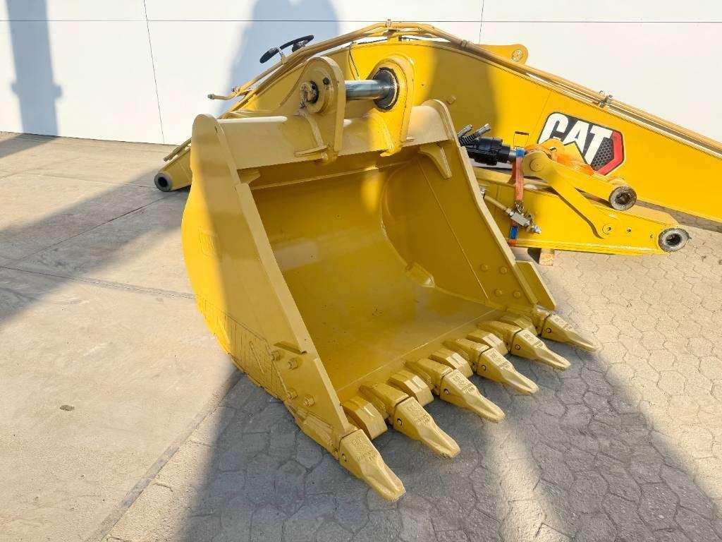 Caterpillar 323 BOOM + STICK + BUCKET (BRAND NEW) Photo 1