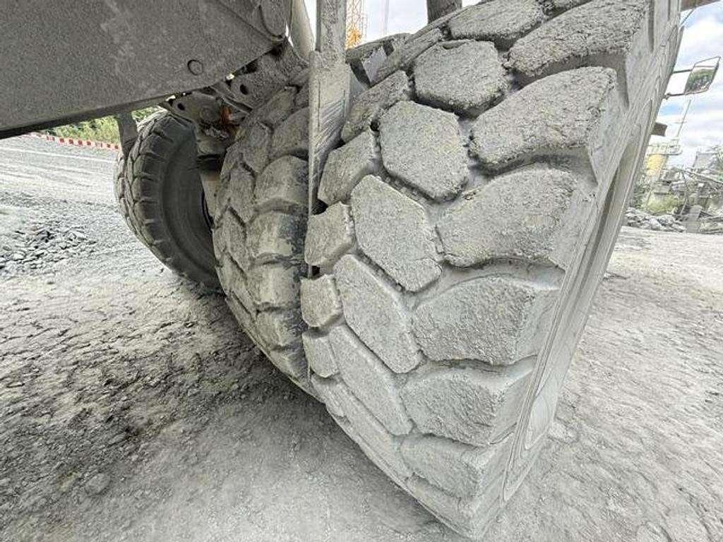 Caterpillar 775D Photo 11