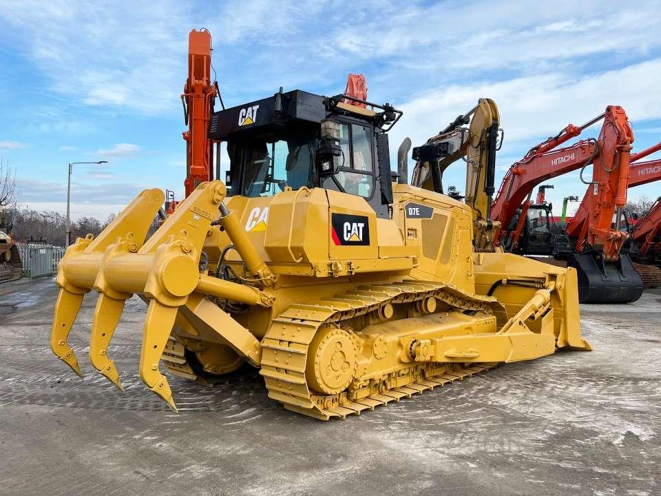 Caterpillar D7E Photo 13