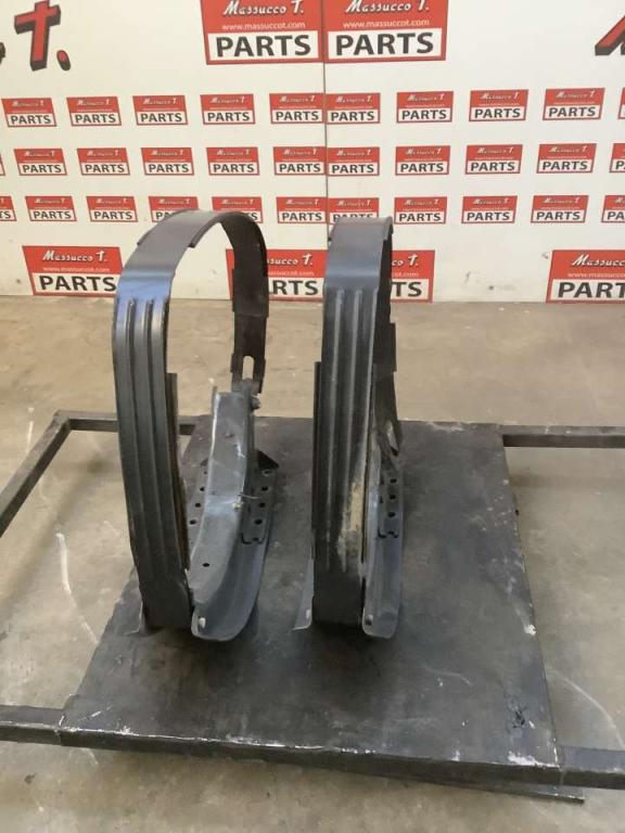 Muffler bracket for Volvo FH16 550 6x4 Photo 3