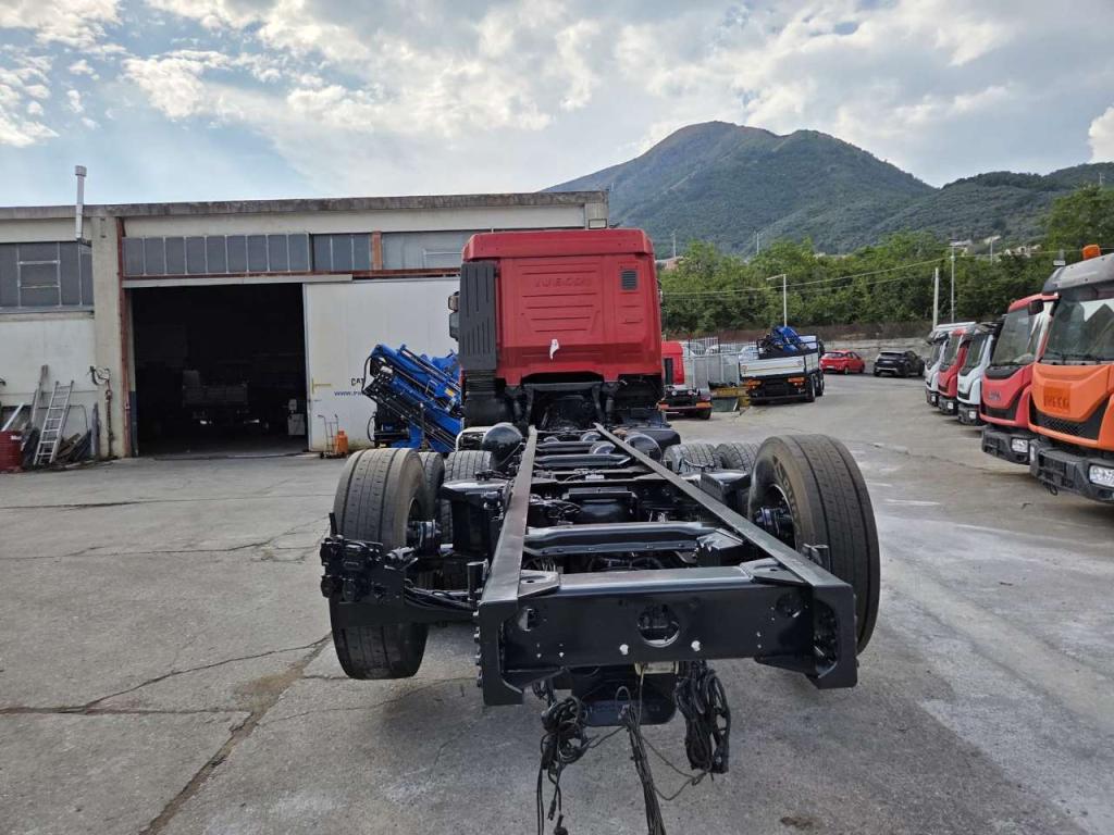 Iveco HI-WAY AS260S42Y Photo 16