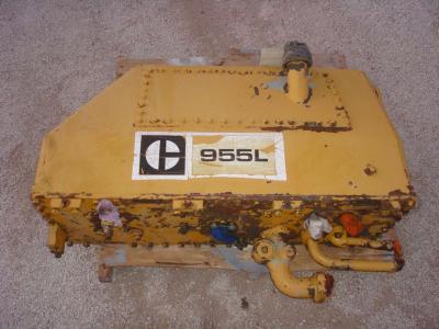 Tank for Caterpillar 955L/955K sold by OLM 90 Srl