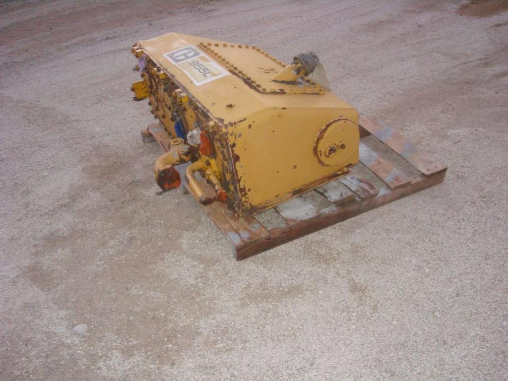 Oil tank for Caterpillar 955L/955K Photo 3