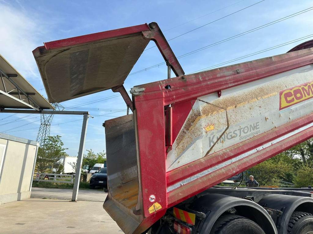 Mercedes-Benz Arocs 4151 Photo 13