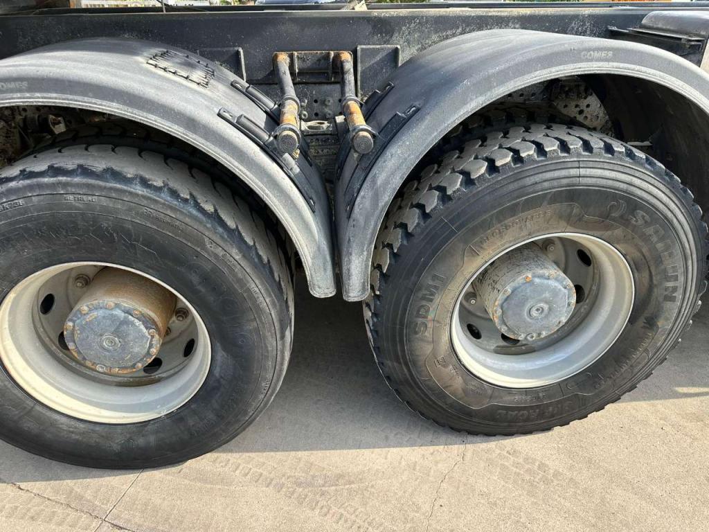 Mercedes-Benz Arocs 4151 Photo 15