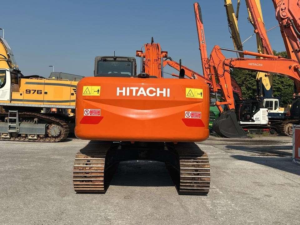 Hitachi ZX240N-3 Photo 21