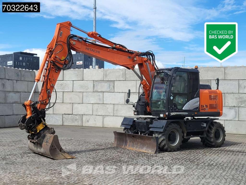 Hitachi ZX140W -5B Photo 1