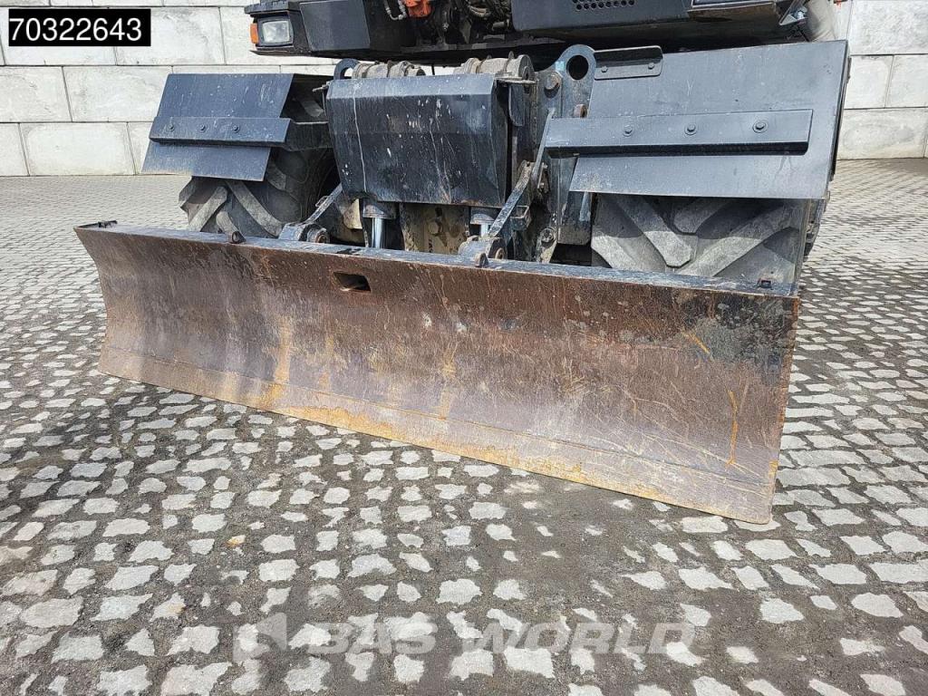 Hitachi ZX140W -5B Photo 26