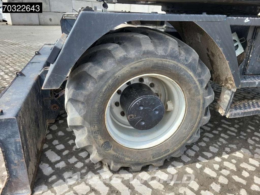 Hitachi ZX140W -5B Photo 28