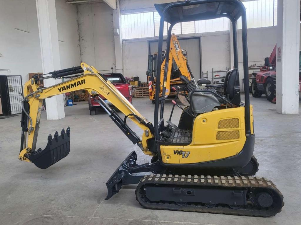 Yanmar VIO 17 Photo 2