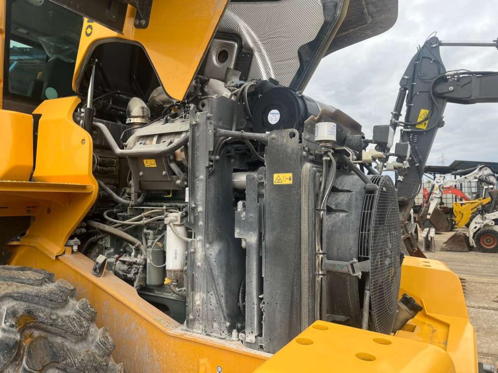 Volvo L90H Photo 13