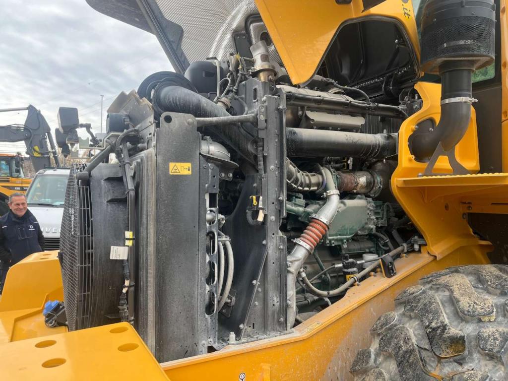 Volvo L90H Photo 14