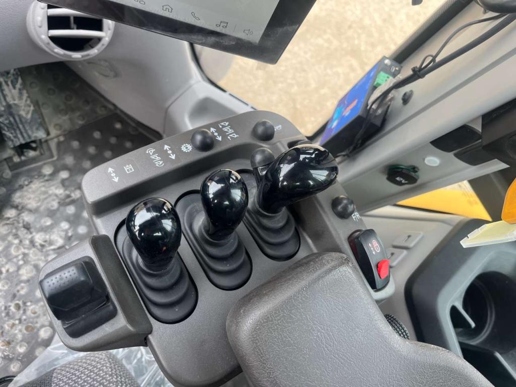 Volvo L90H Photo 8