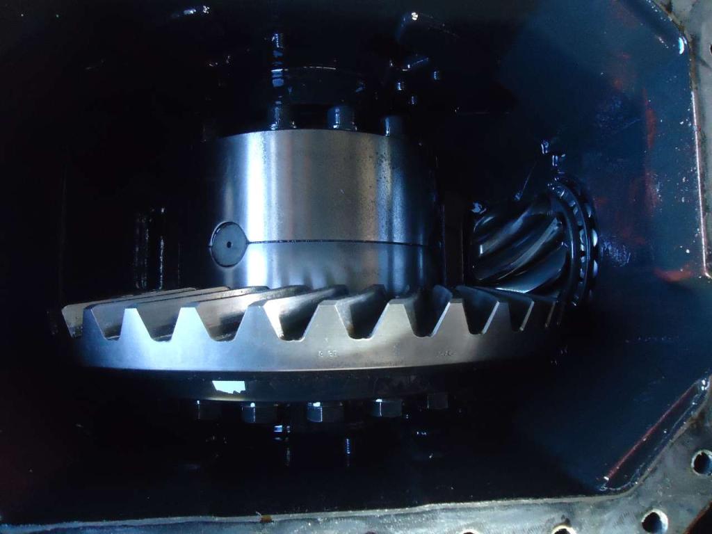 Front axle for Fiat Kobelco W190 - N. DENTI PIGNONE 8 - N. DENTI CORONA 37 Photo 8