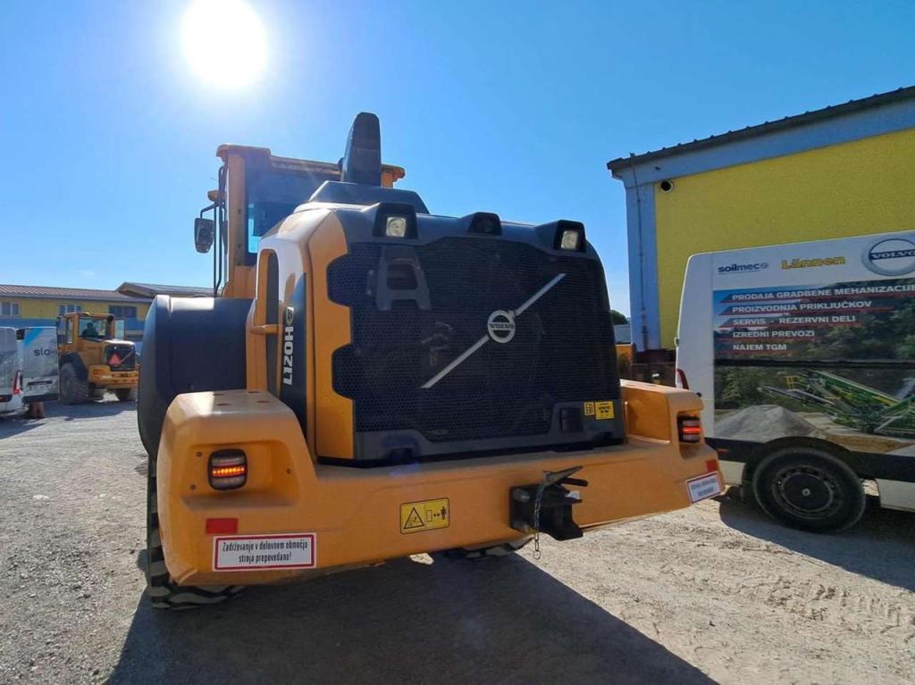 Volvo L120H Photo 5