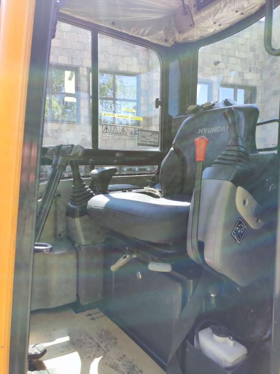 Hyundai R35Z-9 Photo 5