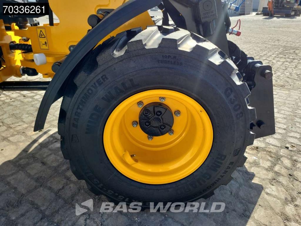 JCB 403 SP FACTORY WARRANTY - GIANT COUPLER - KUBOTA Photo 17