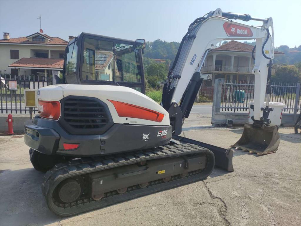 Bobcat E88 Photo 4
