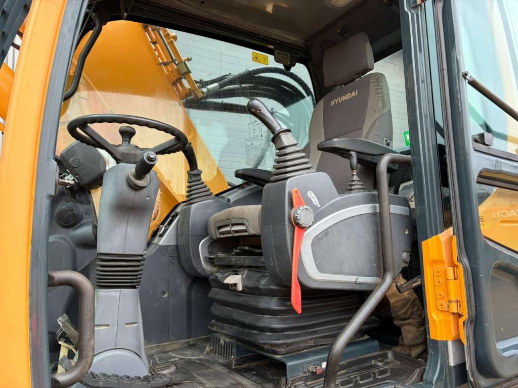 Hyundai Robex 180W-9A Photo 17