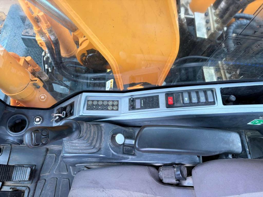 Hyundai Robex 180W-9A Photo 22