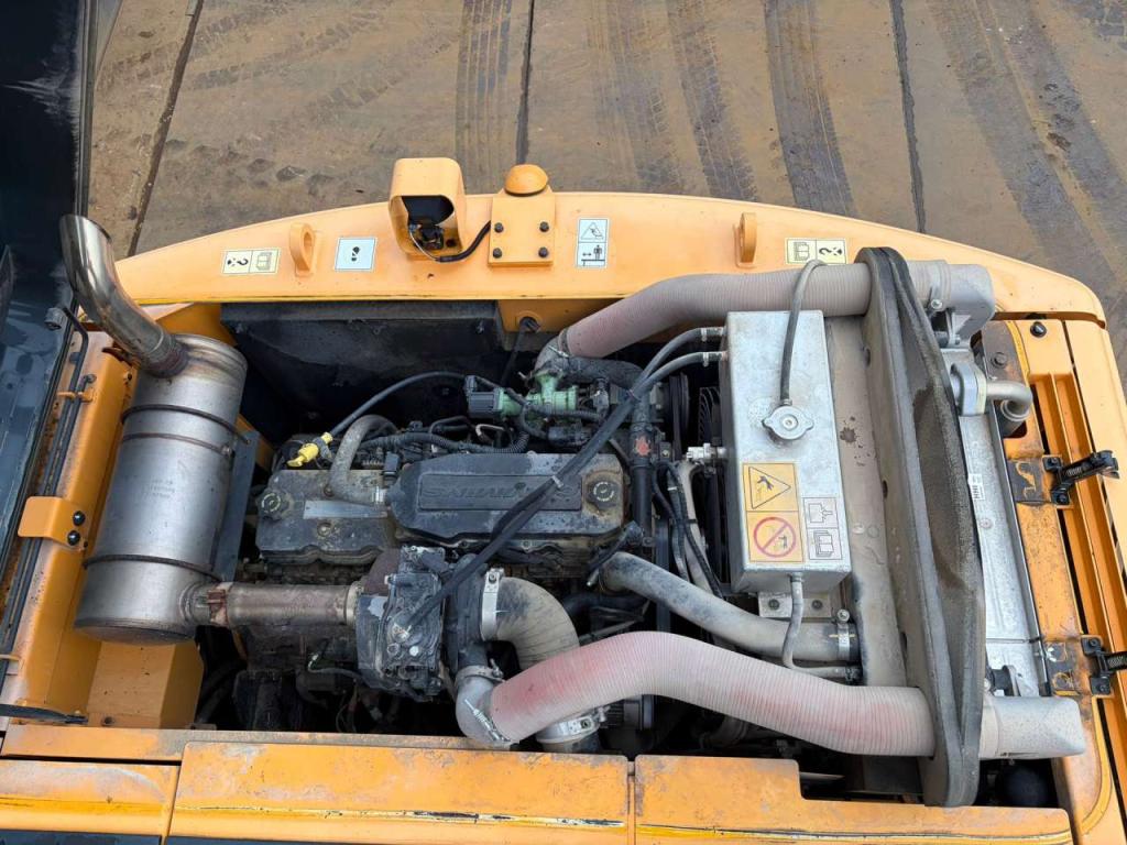 Hyundai Robex 180W-9A Photo 27