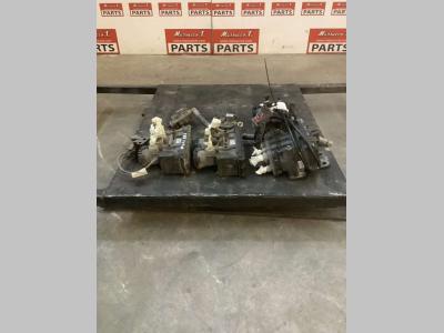 Valvole EBS for Volvo FH16 550 sold by Massucco T. Srl Area Ricambi