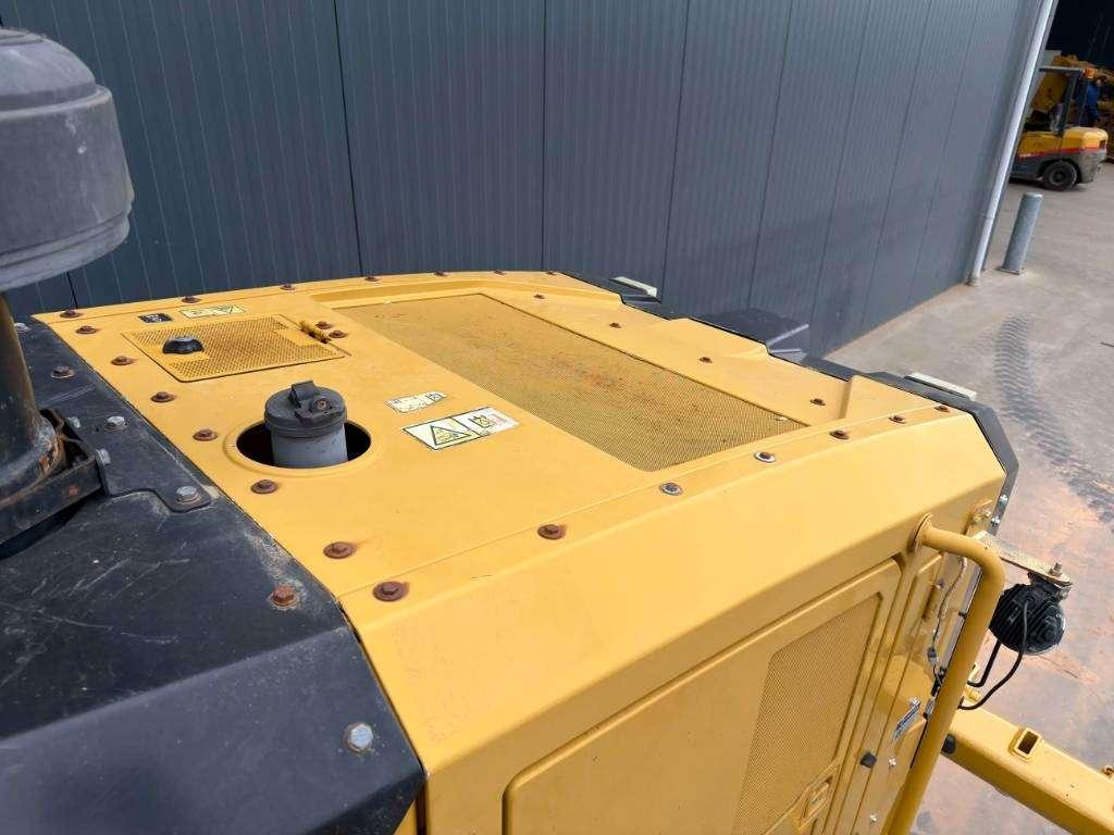 Caterpillar 140M2 Photo 14