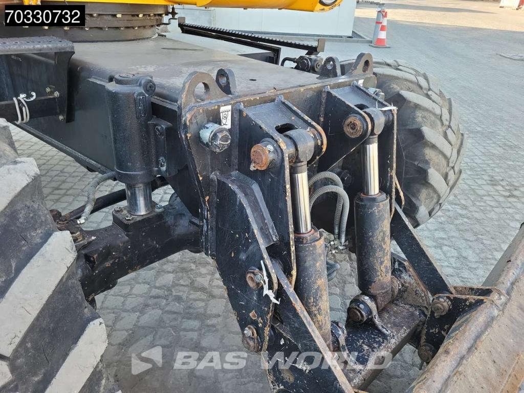 JCB JS145 W Photo 22