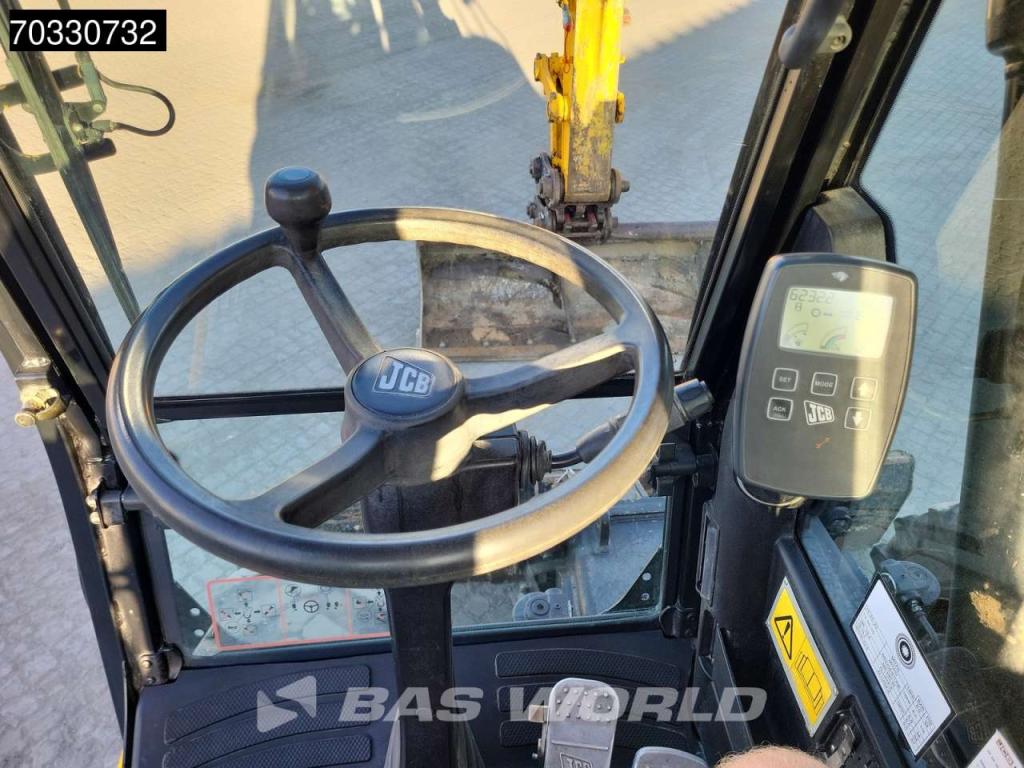 JCB JS145 W Photo 29