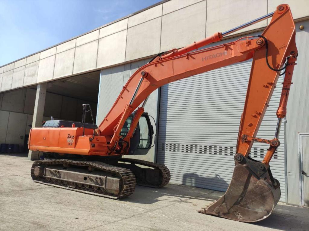 Hitachi ZX350LCNM Photo 3