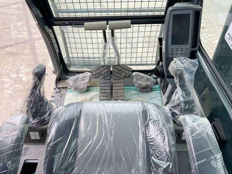 Hyundai R245LR - 2025 Model New / Unused Photo 7