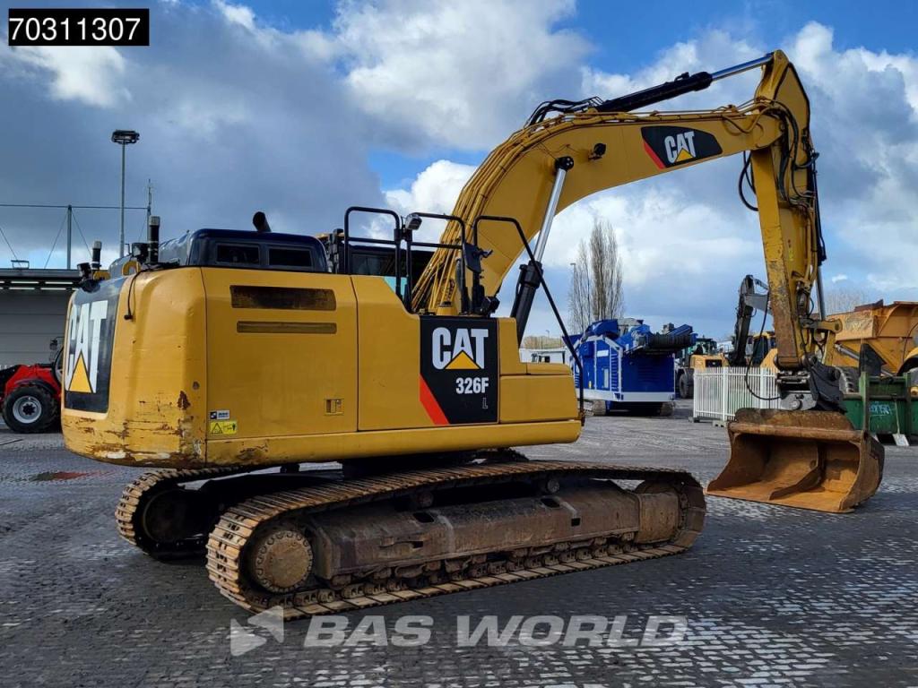Caterpillar 326 F L Photo 6