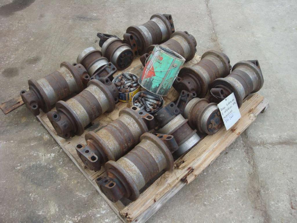 Carrier rollers for Fiat Hitachi FH200 Photo 3
