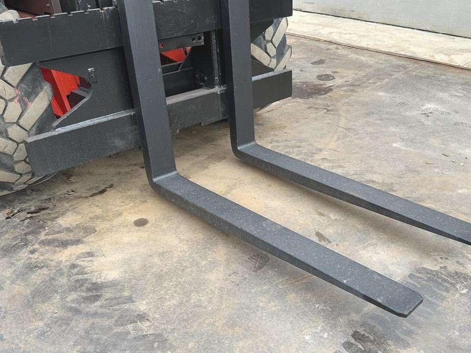 Manitou MC70 T 4X2 Photo 9