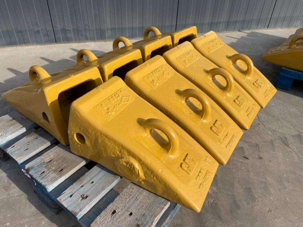 Caterpillar 365 / 374 / 385 / 390 Tips Photo 3