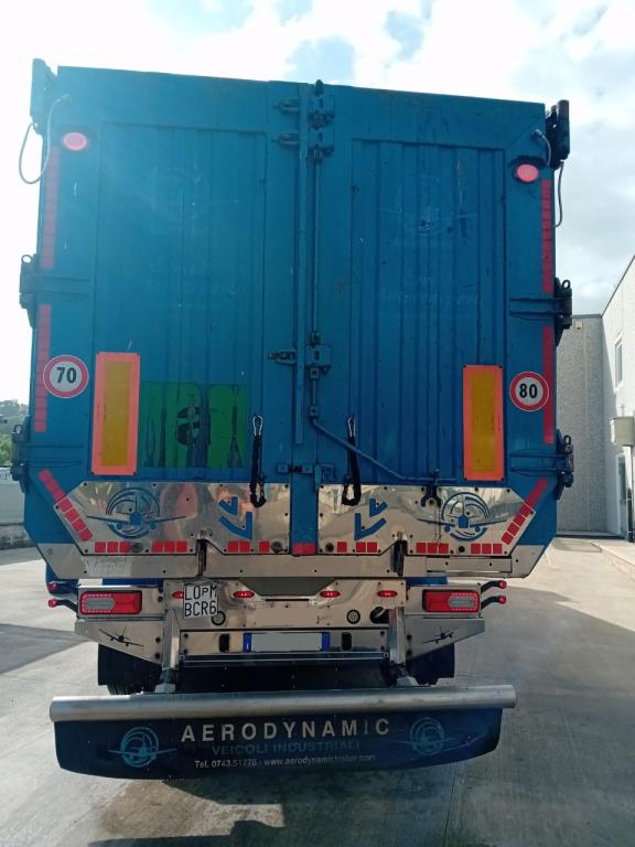 Aereodynamic Tipper semi-trailer Photo 3