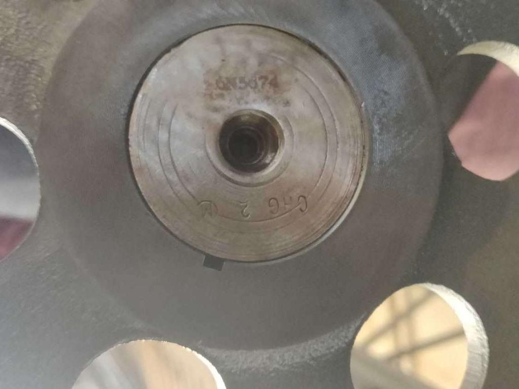 Camshaft for Caterpillar 3408 Photo 4
