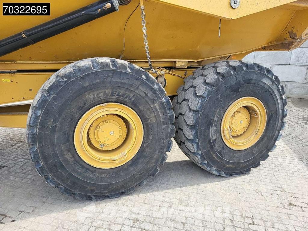Caterpillar 745 -04A Tail gate Photo 25