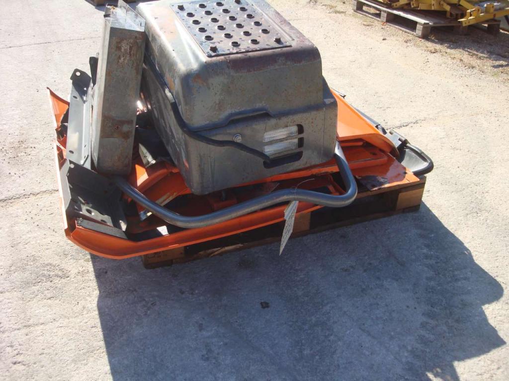 Hood and body panel for ZAXIS 210-3 Photo 5
