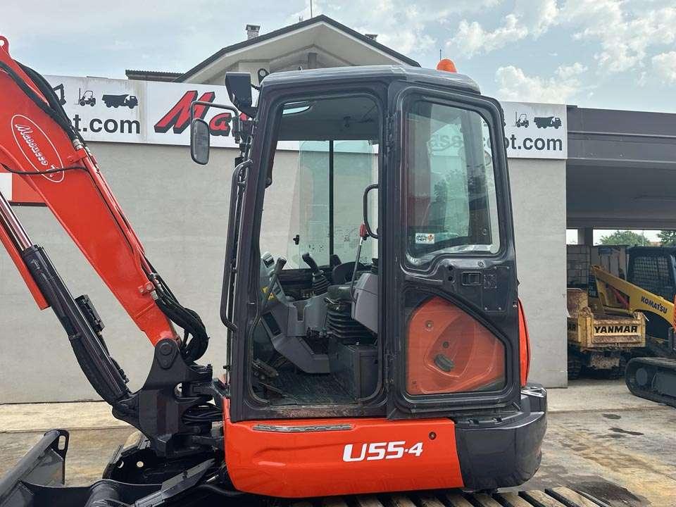Kubota U55-4 Photo 10