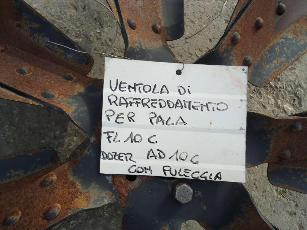 Cooling fan for Fiat Allis FL10C - DOZER AD10C Photo 3