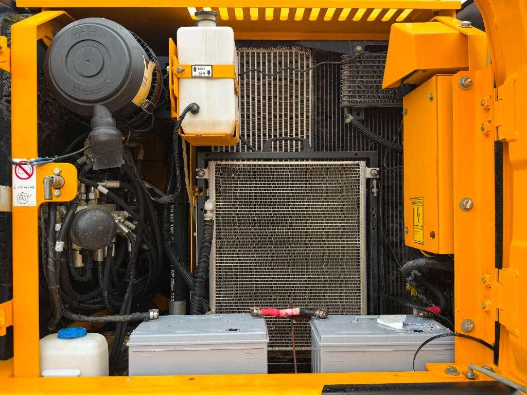 JCB JS145W - Hammer Lines / Blade Photo 29
