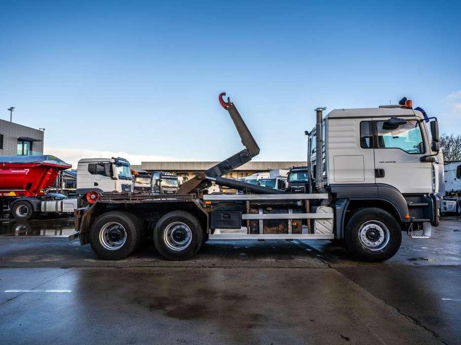 Man TGA 33.430 BB Photo 3
